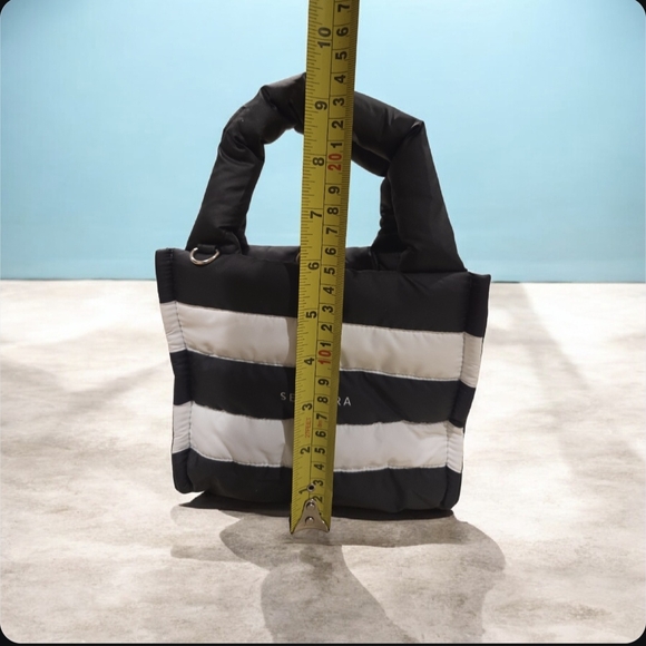 Sephora MINI PUFFY TOTE 2025 Limited Edition Black White Stripe Reusable Bag - Picture 6 of 7